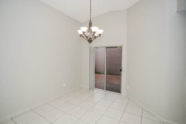 Foto del edificio - 16075 SW 112th Terrace