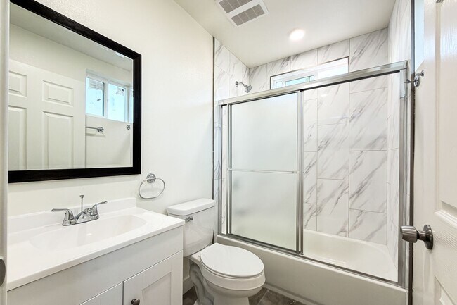 Foto del edificio - Brand New Luxury 4 & 5 Bed Units