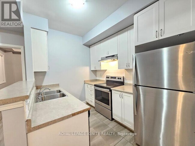 Building Photo - 250 Sunny Meadow Blvd