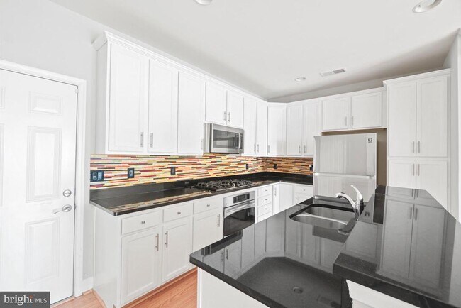 Foto del edificio - 2263 Oberlin Dr