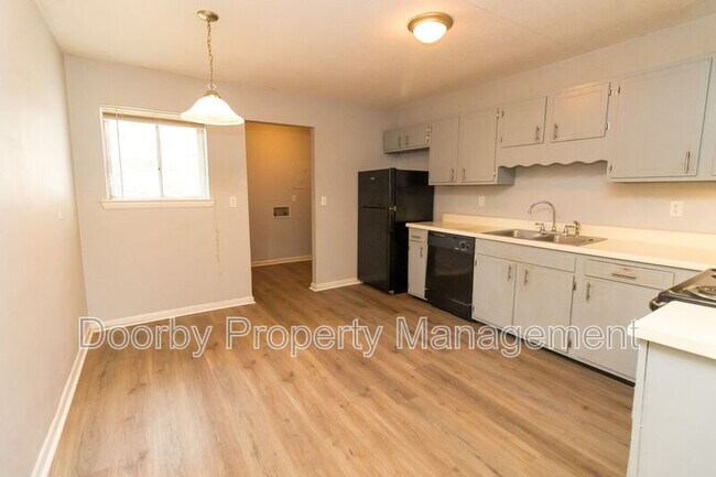Building Photo - 5031 Cameron Ln