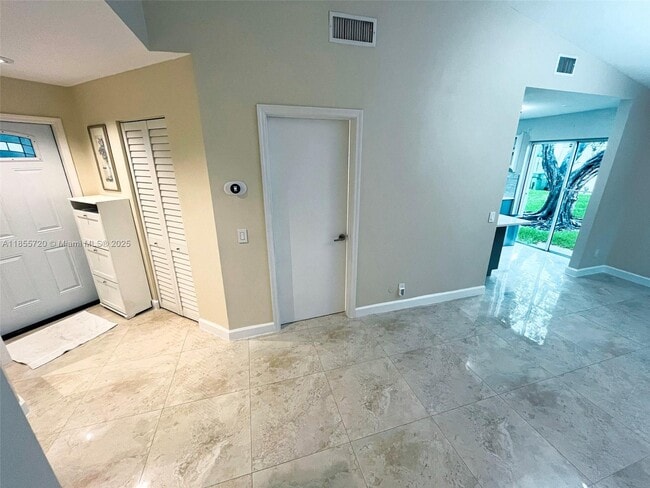Foto del edificio - 1462 Springside Dr