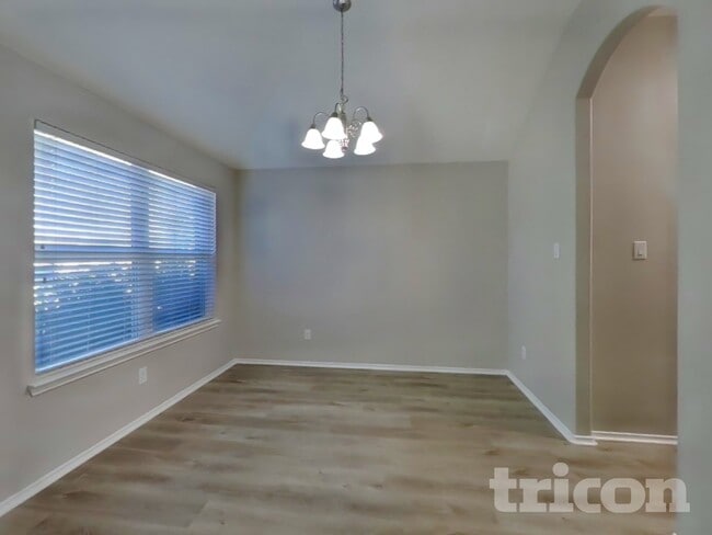 Building Photo - 15018 Mause Creek Dr