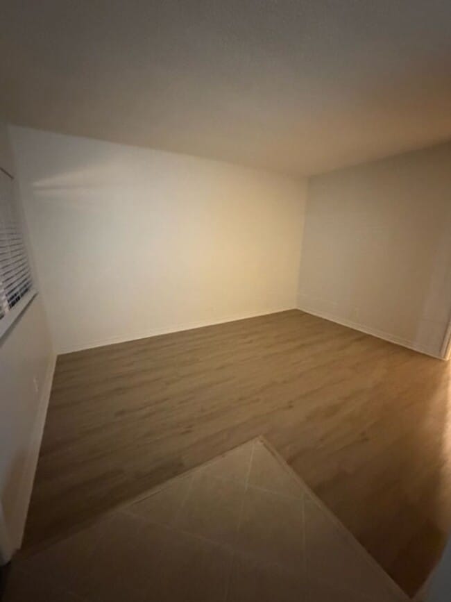 Foto del edificio - 1 BDRM, 1 BA AVAILABLE!