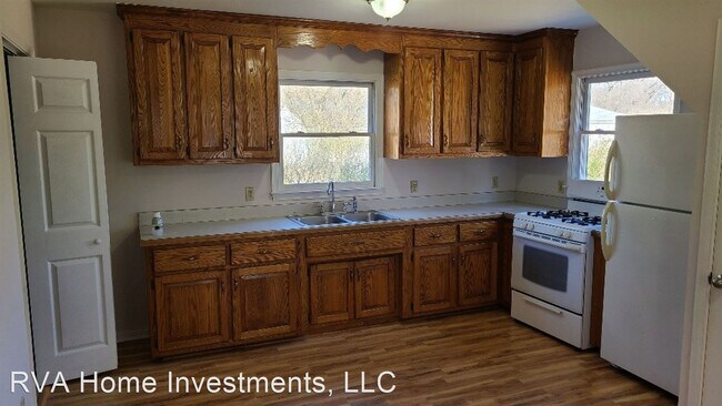 Building Photo - 3 br, 2 bath House - 231 Center Street