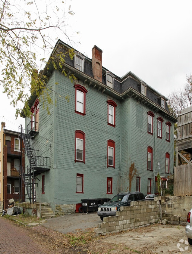 Building Photo - 5402 Broad St