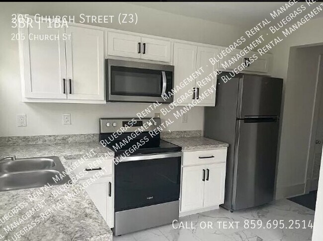 Building Photo - Beautiful 3 bed 1 bath home available for ...