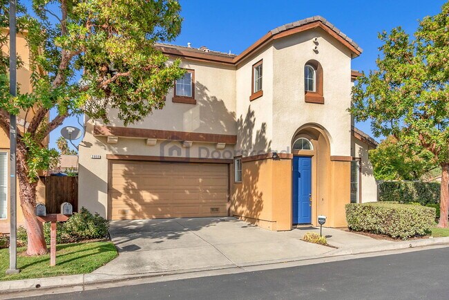 Building Photo - 2955 Vineyard Park Dr
