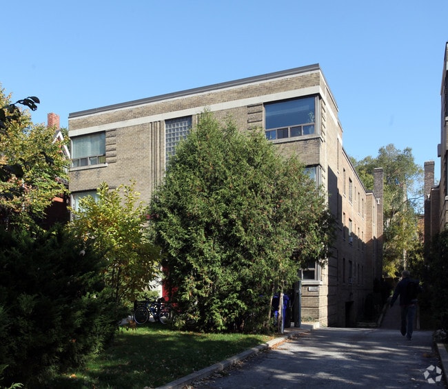 Building Photo - 59 Spencer Ave