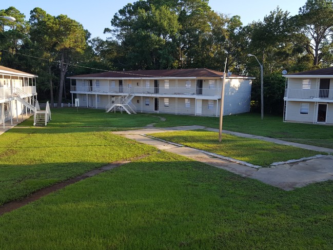 Building Photo - Dorothy Gill Apartments