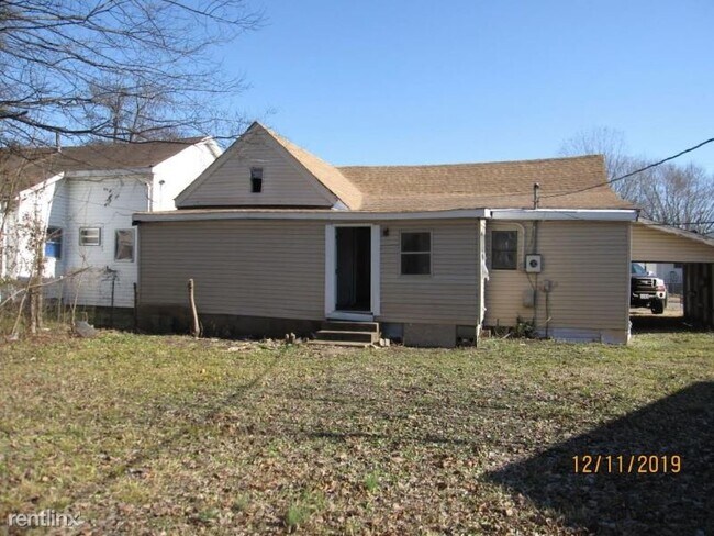 Building Photo - 2 br, 1 bath House - 115 S. C St.