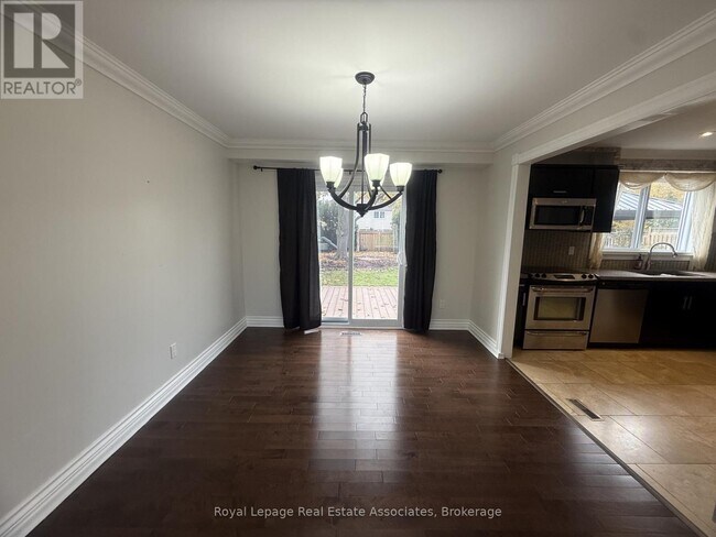 Photo du bâtiment - 18 Fagan Dr