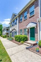 Building Photo - 6007 Dupont Cove Dr