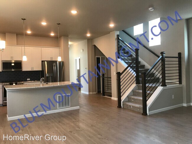Foto del edificio - 4 br, 3.5 bath House - 1264 Solitaire Street