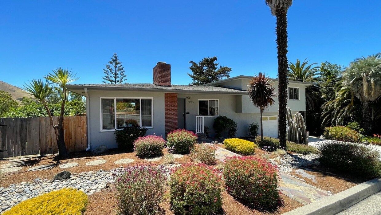 Primary Photo - Updated 5 Bedroom, 3 Bathroom with Deck an...