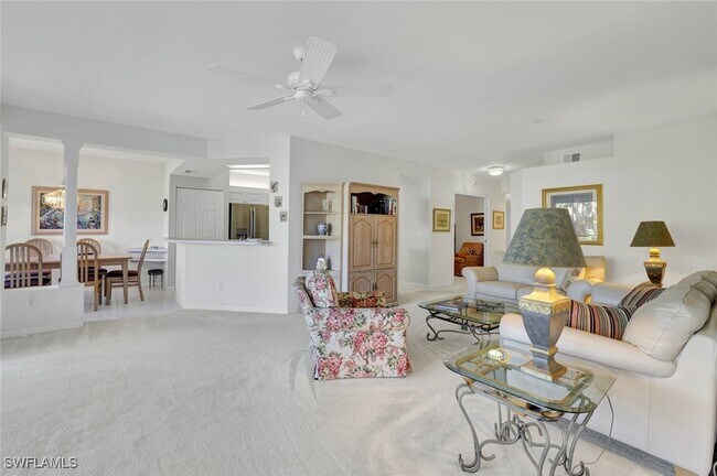 Foto del edificio - 6883 Redbay Park Rd