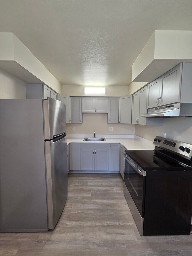 Foto del edificio - 4301 Eastridge Dr
