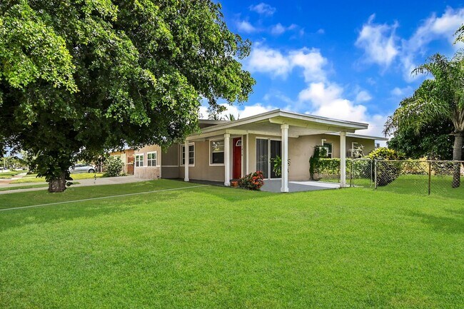 Foto del edificio - 3 br, 1.5 bath House - 1018 S 12th Street