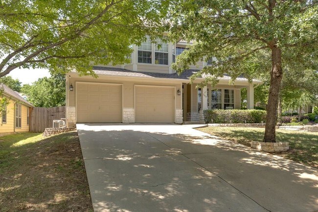 Building Photo - 300 Silver Oak Dr