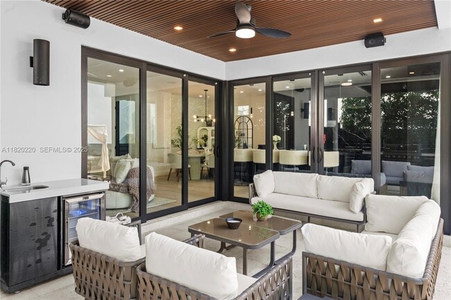 Building Photo - 550 NW 42nd St