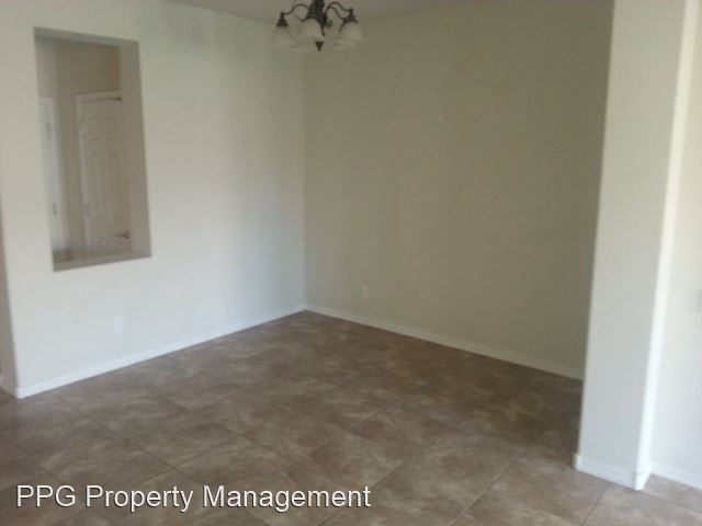 Building Photo - 4 br, 2 bath House - 16770 W Sonora St