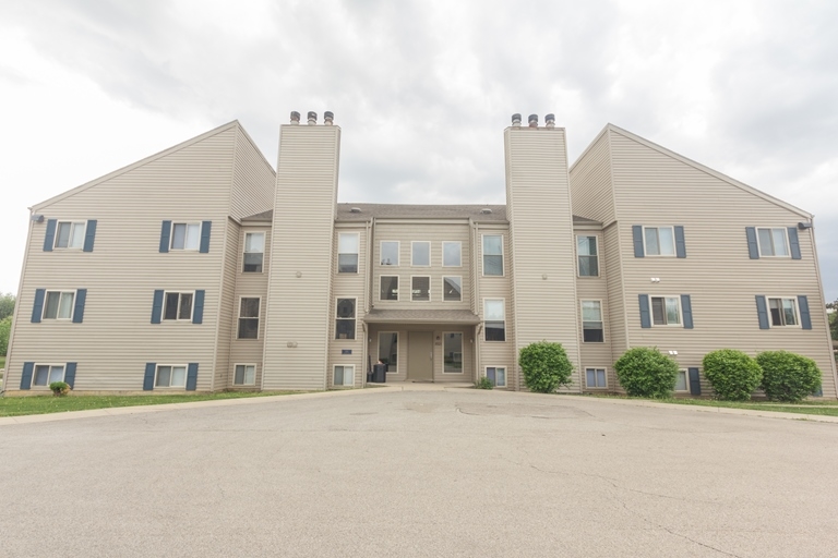 Foto principal - Deerwood Lake Commons