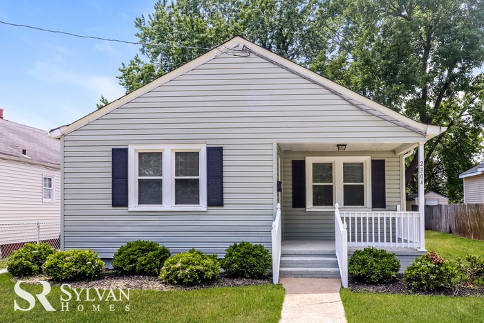 Foto principal - Charming 3-bedroom, 1-bath home.