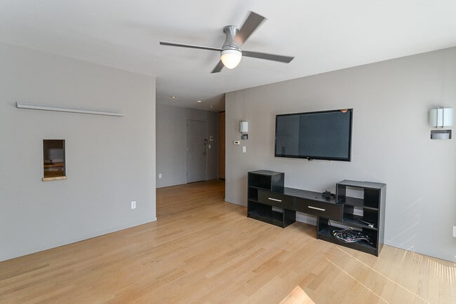 Foto del edificio - 1531 Packard St