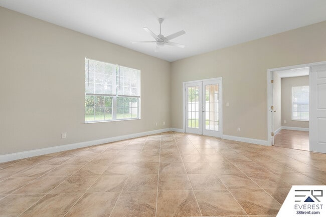Building Photo - 25 Rainbrook Dr