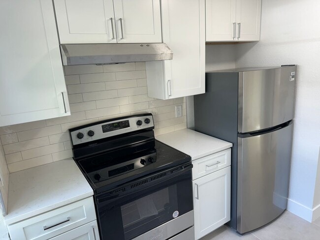 Photo - Crystal Lake Apartment