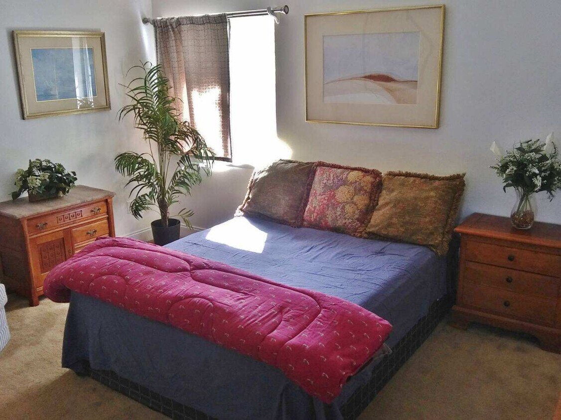 127 King Edward Way Unit Gary Skeene, Aiken, SC 29803 Condo for Rent