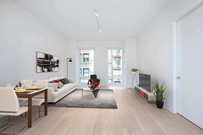 Building Photo - 15 west 61st