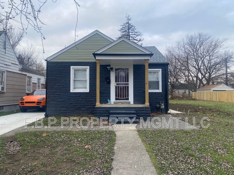 Foto principal - 8435 Westwood St