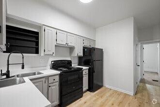 Building Photo - 170 Ormsby Ave