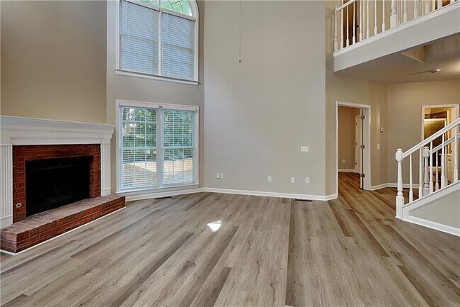 Building Photo - 1494 Oglethorpe Dr