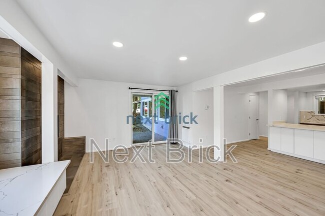 Foto del edificio - 7581 Old Redmond Rd