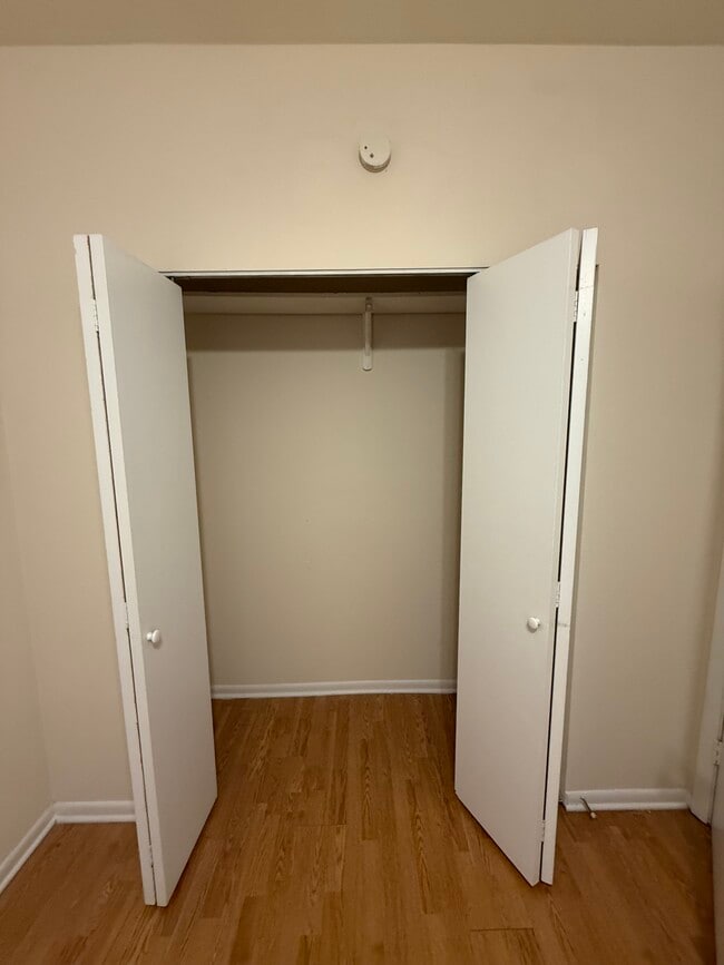 Building Photo - 150 N Dearborn St