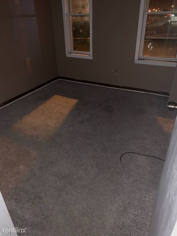 Primary Photo - 2 br, 1 bath Apartment - 1906 Monongahela Ave