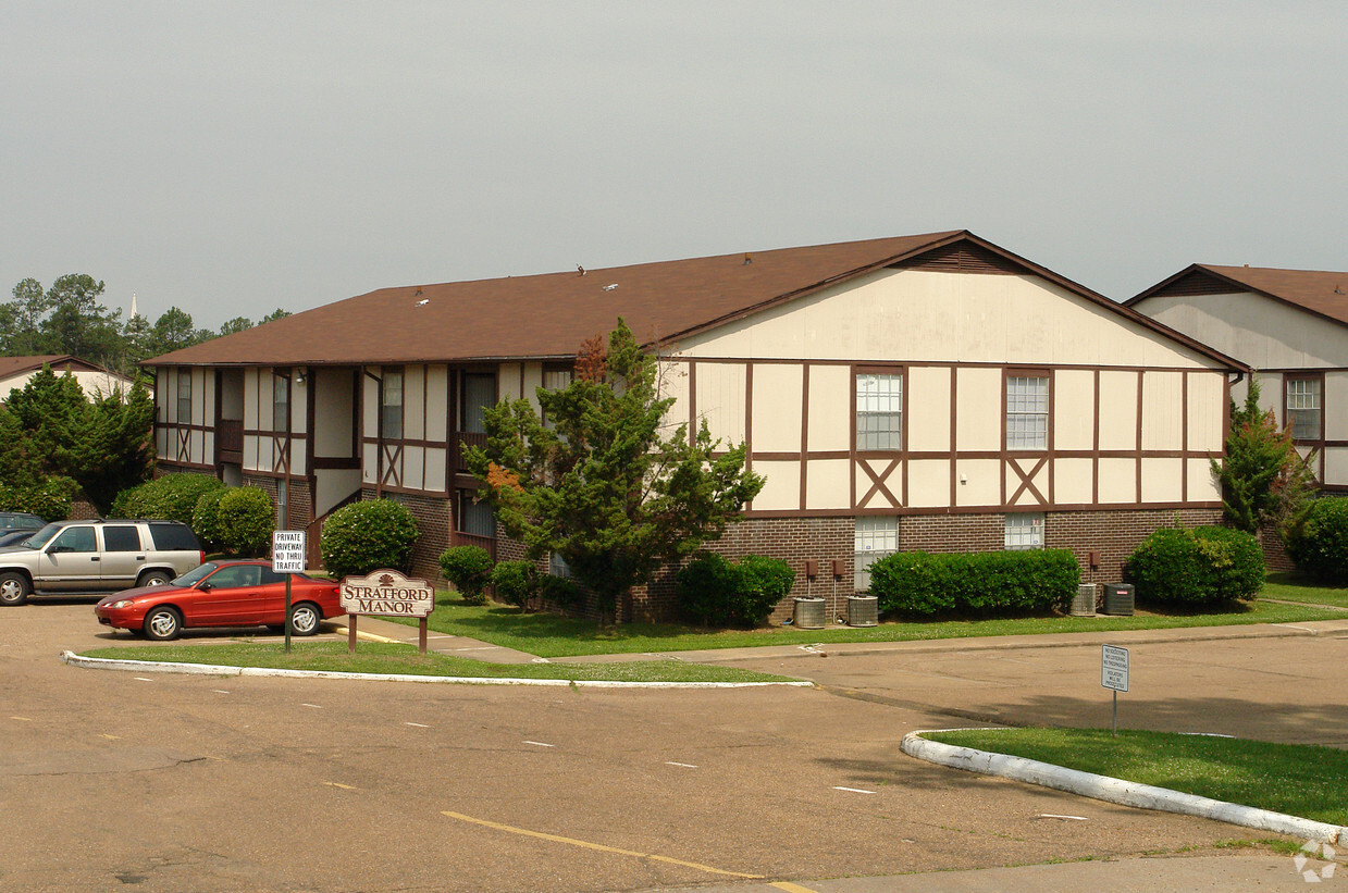 Building Photo - Holly Hill Apartments