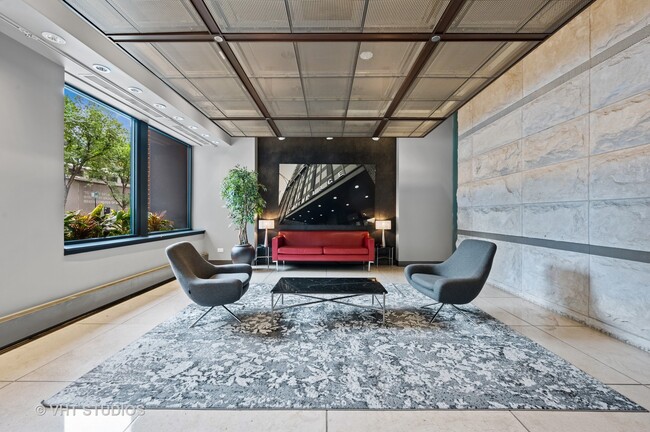 Foto del edificio - 600 N Kingsbury St