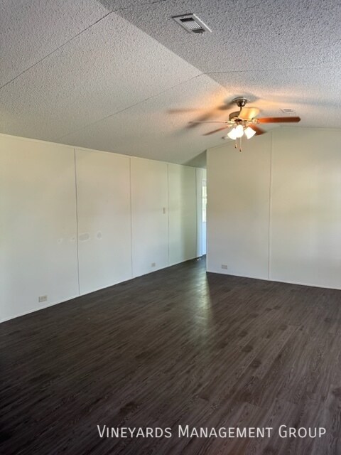 Foto del edificio - Home Available to Lease - Apply Today!