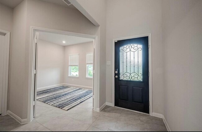 Building Photo - 1123 Vine House Dr