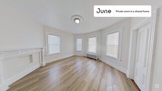 Building Photo - Private bedroom in 3 bed/1 bath Home