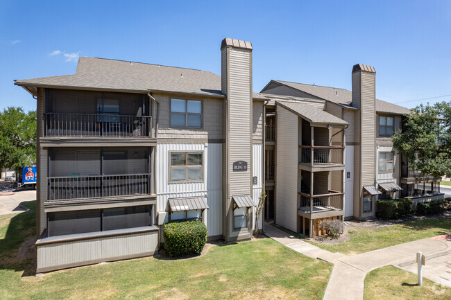 Building Photo - Stadium View Apartments