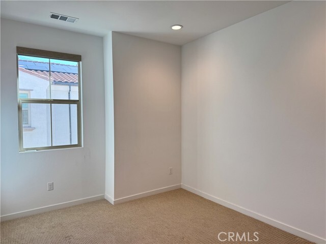 Building Photo - 235 Babson Ct