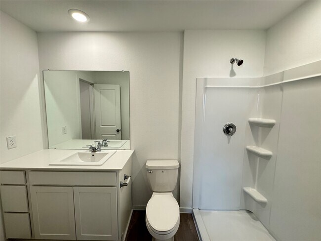 Building Photo - 9014 Rose Pelican Ln