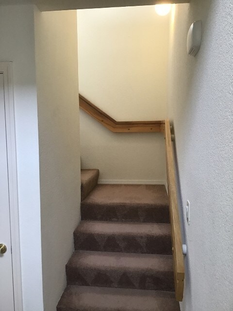 Foto del edificio - Two Bedroom Townhome in NE Heights