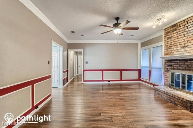 Foto del edificio - 3 br, 2.5 bath House - 1724 Rosemeade Circ...