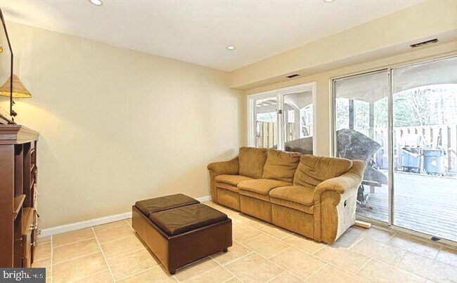 Foto del edificio - 12728 Rolling Brook Dr