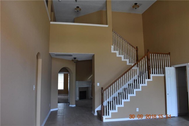 Building Photo - 2937 Willowdale Ct